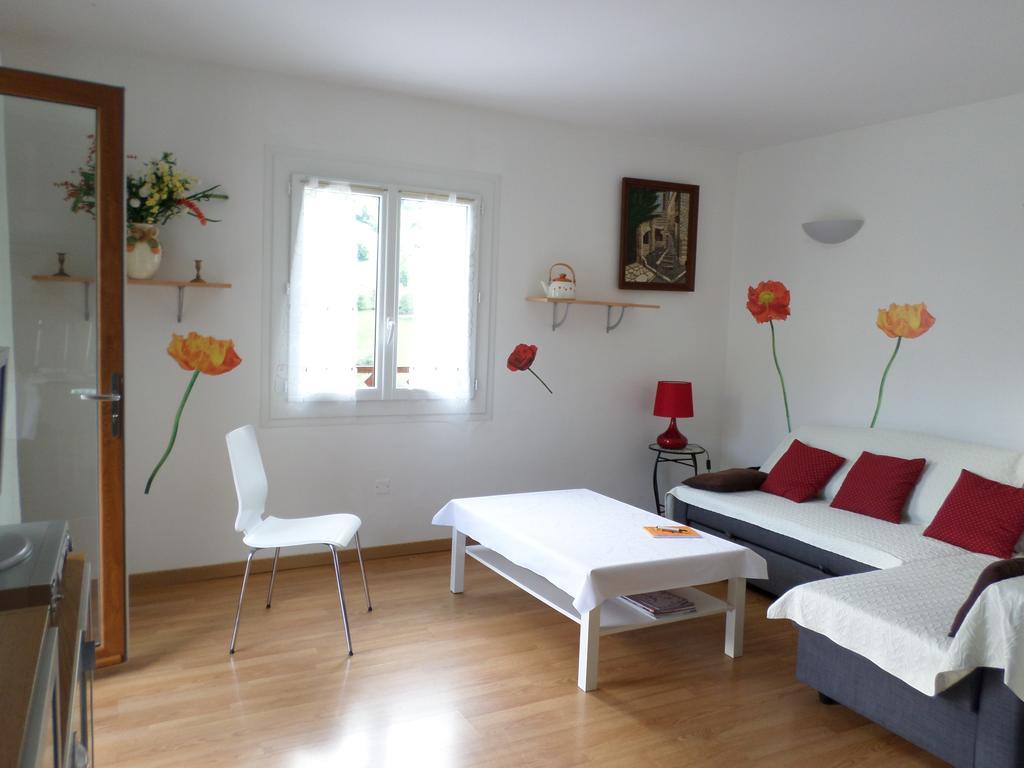 Apartamento L'Esquerade Castillon-de-Larboust Habitación foto